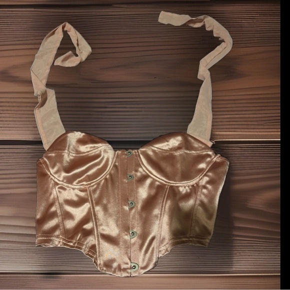 Sexy Magnetic Hook & Eye Design Asymmetrical Ribbon Straps Bustier Crop Camisole - Picture 3 of 17